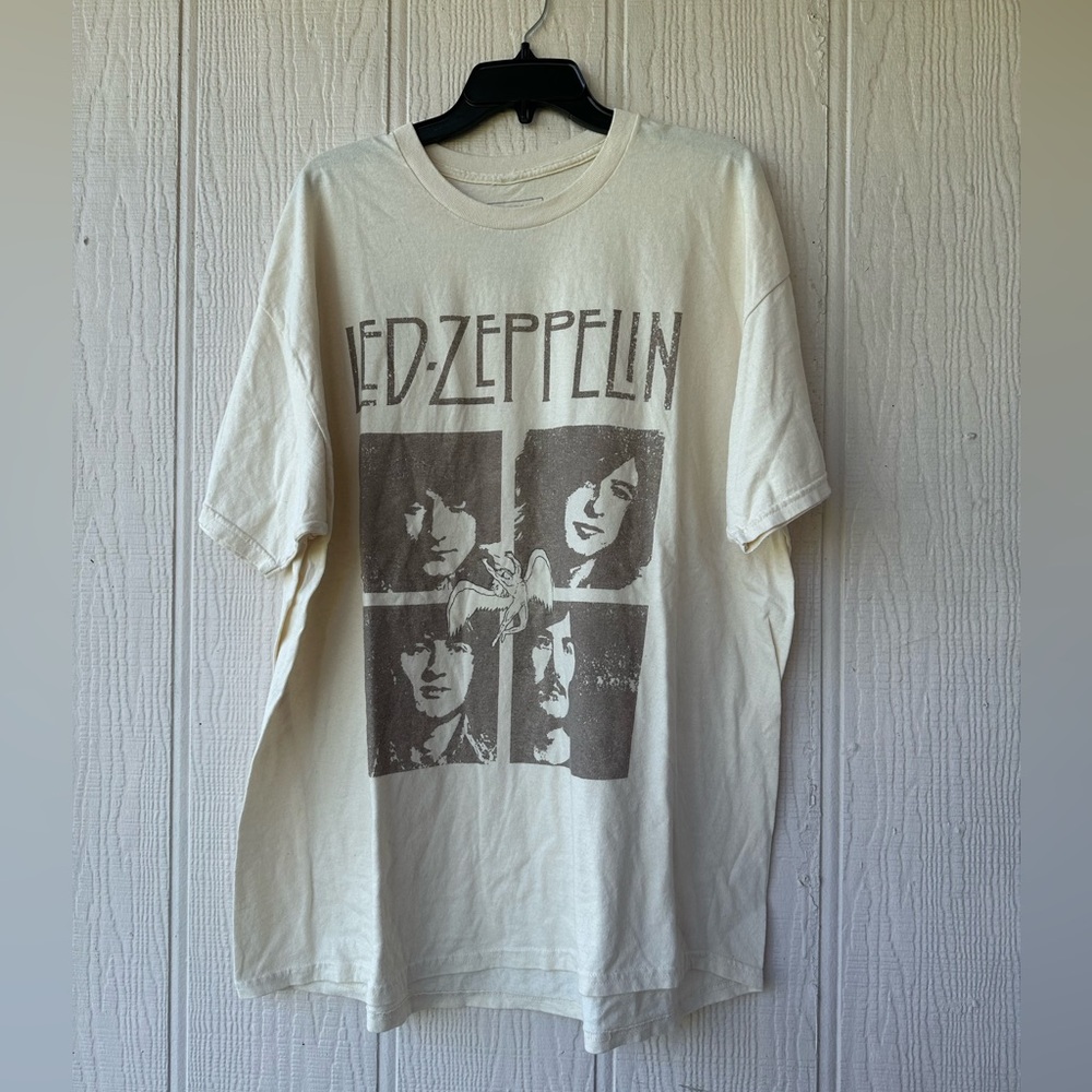 NWOT Led Zeppelin Graphic T-Shirt